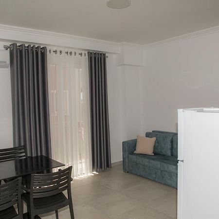 Soluna Apartments Shëngjin Екстериор снимка