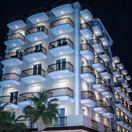 Soluna Apartments Shëngjin Екстериор снимка