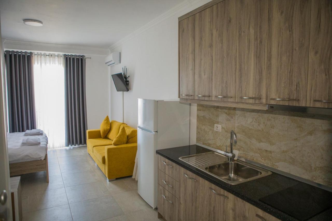 Soluna Apartments Shëngjin Екстериор снимка