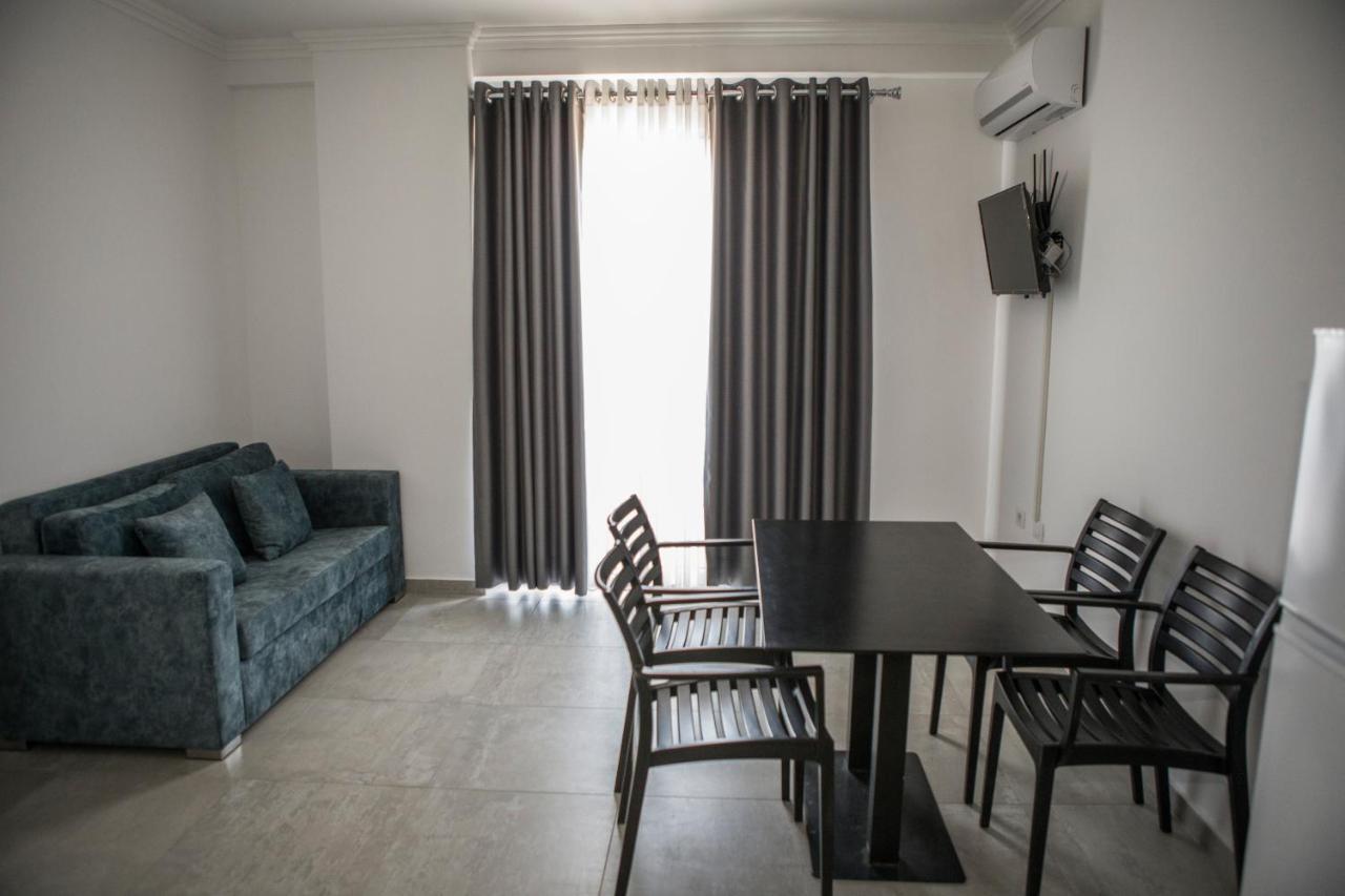 Soluna Apartments Shëngjin Екстериор снимка